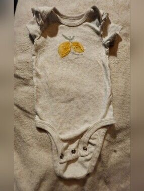 Carter's Grey Short-Sleeve Bodysuit with Yellow Lemon Applique